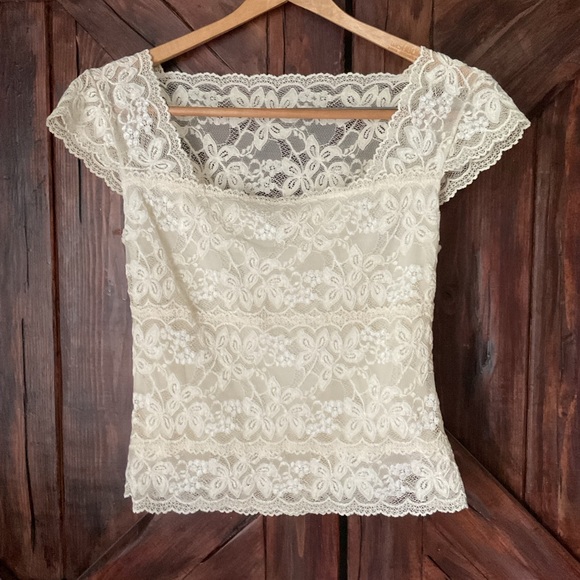 Neiman Marcus Hanky Panky Sweet Lace Top - Picture 11 of 11